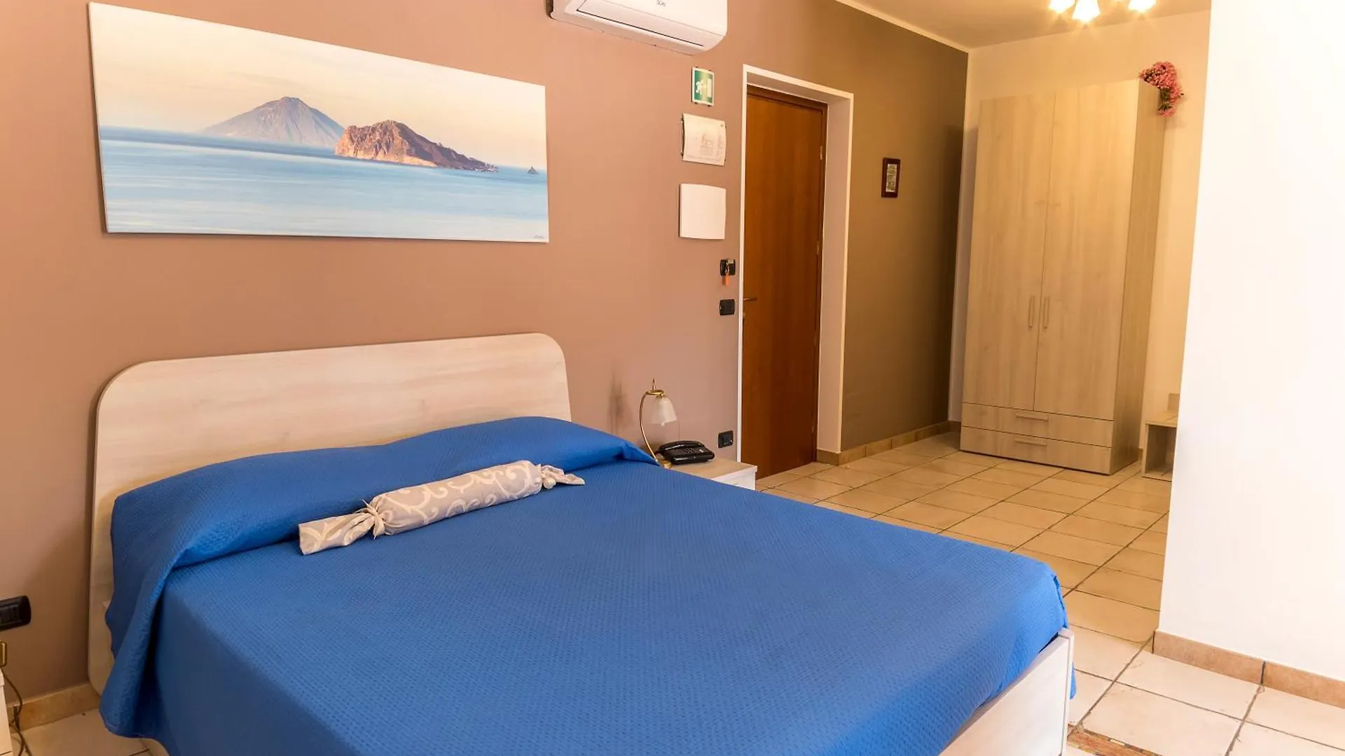 Residence Alberghiero Eolie Lipari  Aparthotel